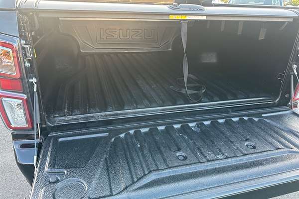 2023 Isuzu D-MAX D-MAX X-TERRAIN (4x4) TOR3022