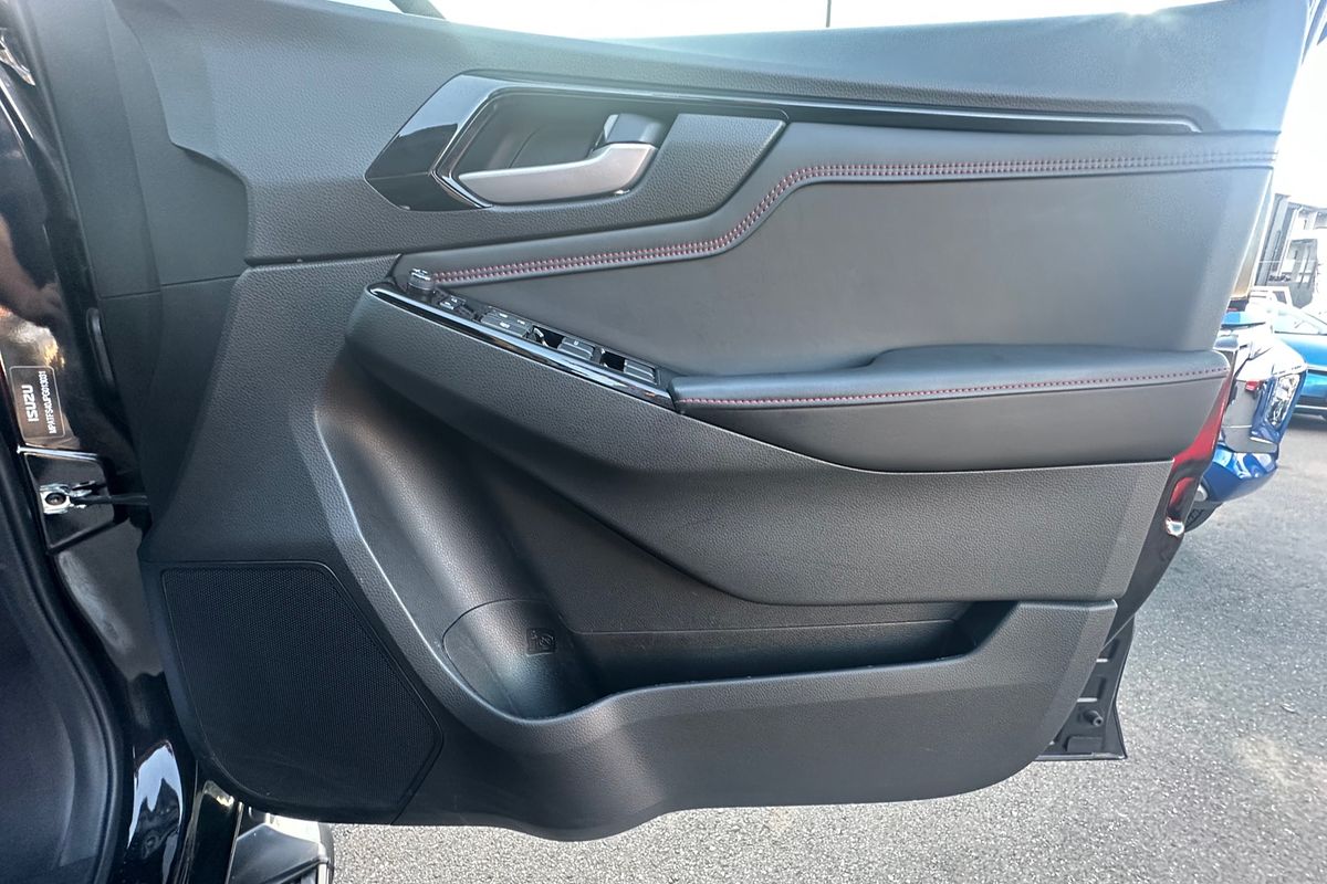 2023 Isuzu D-MAX D-MAX X-TERRAIN (4x4) TOR3022