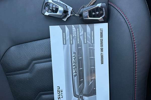 2023 Isuzu D-MAX D-MAX X-TERRAIN (4x4) TOR3022