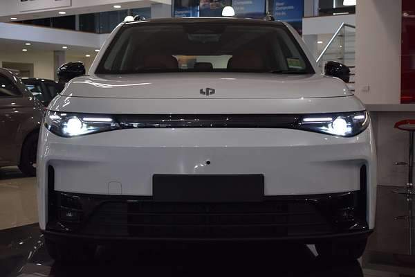 2024 Leapmotor C10 Design B11