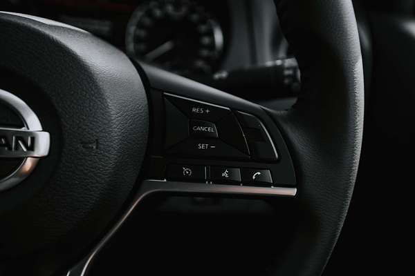 2025 Nissan Navara ST-X D23 4X4