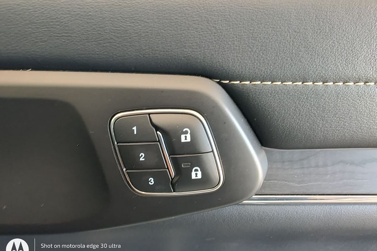 2022 Ford Everest Platinum 3.0L