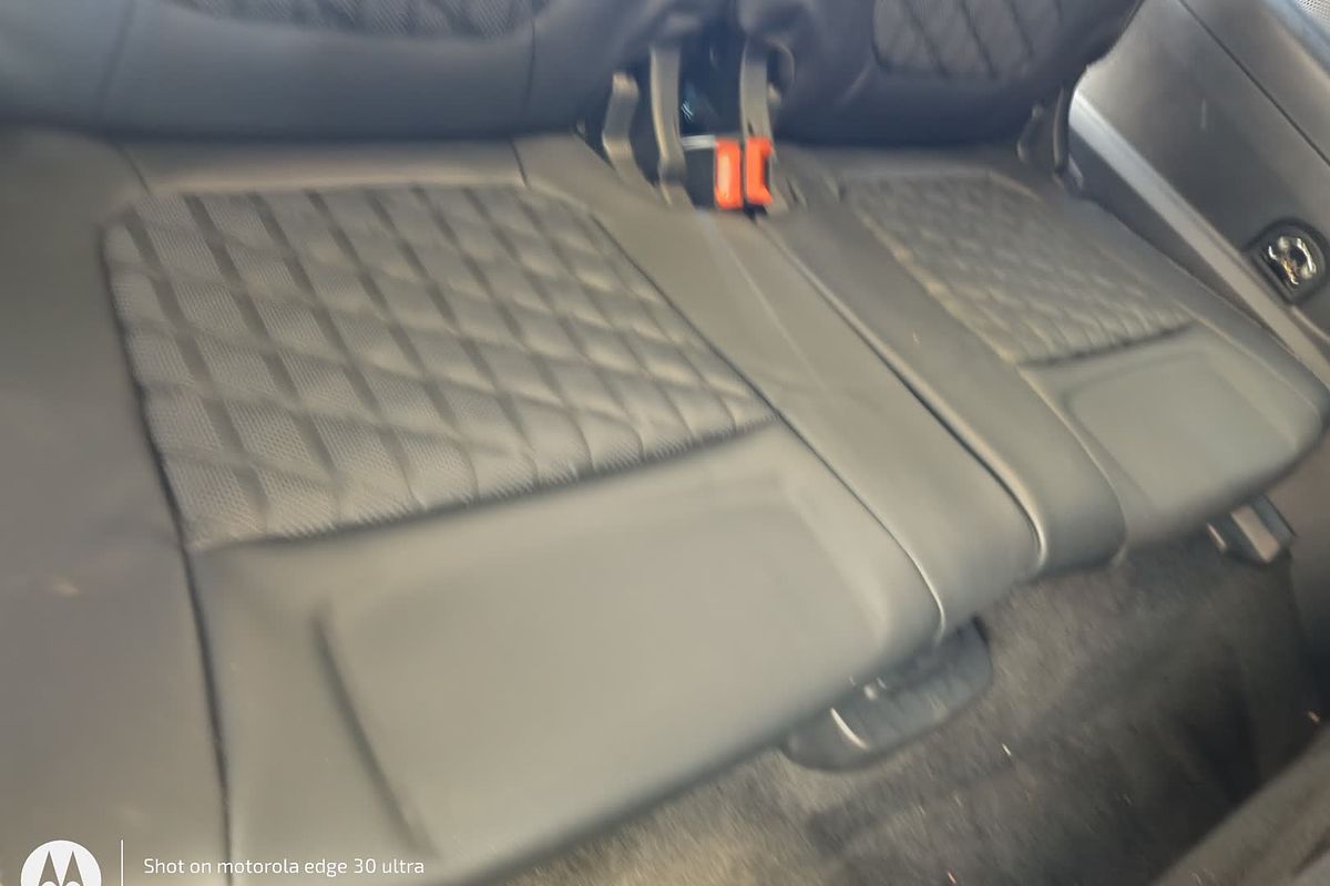 2022 Ford Everest Platinum 3.0L