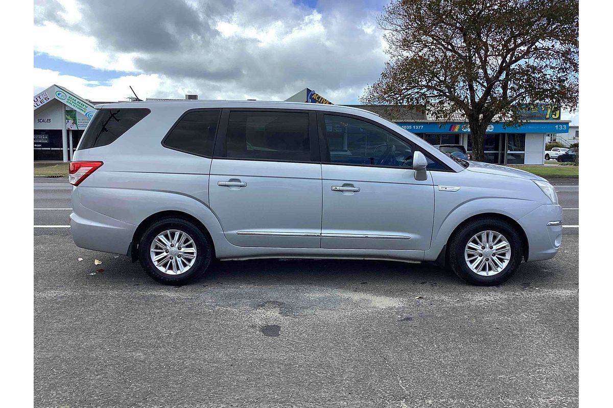 2014 SsangYong Stavic A100