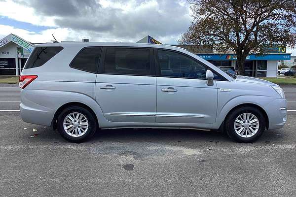 2014 SsangYong Stavic A100