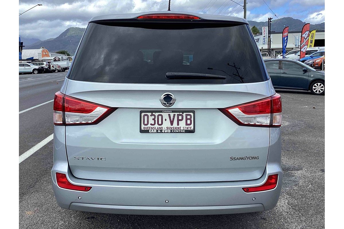 2014 SsangYong Stavic A100