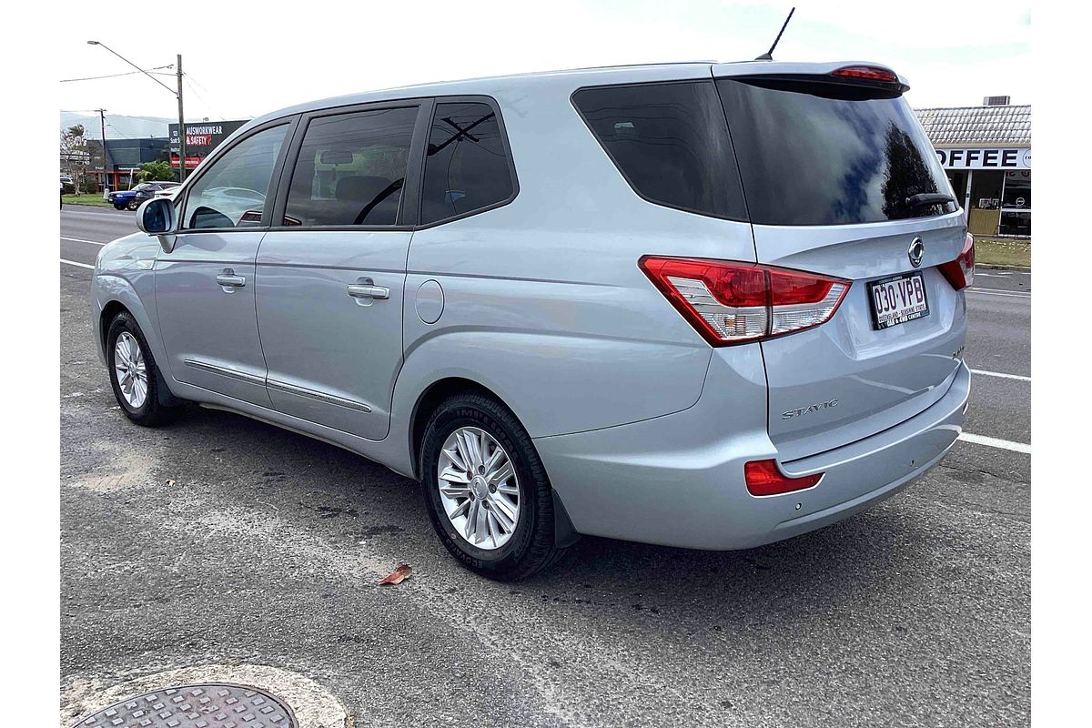 2014 SsangYong Stavic A100