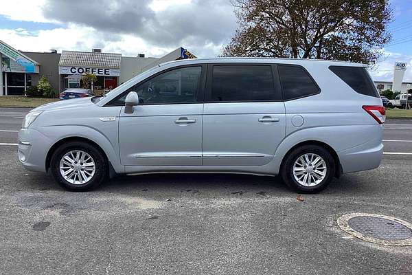 2014 SsangYong Stavic A100