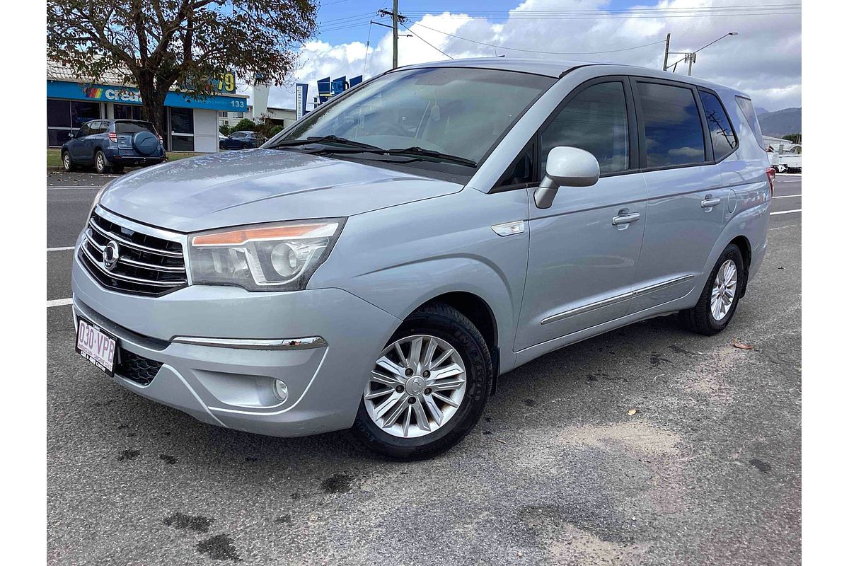 2014 SsangYong Stavic A100