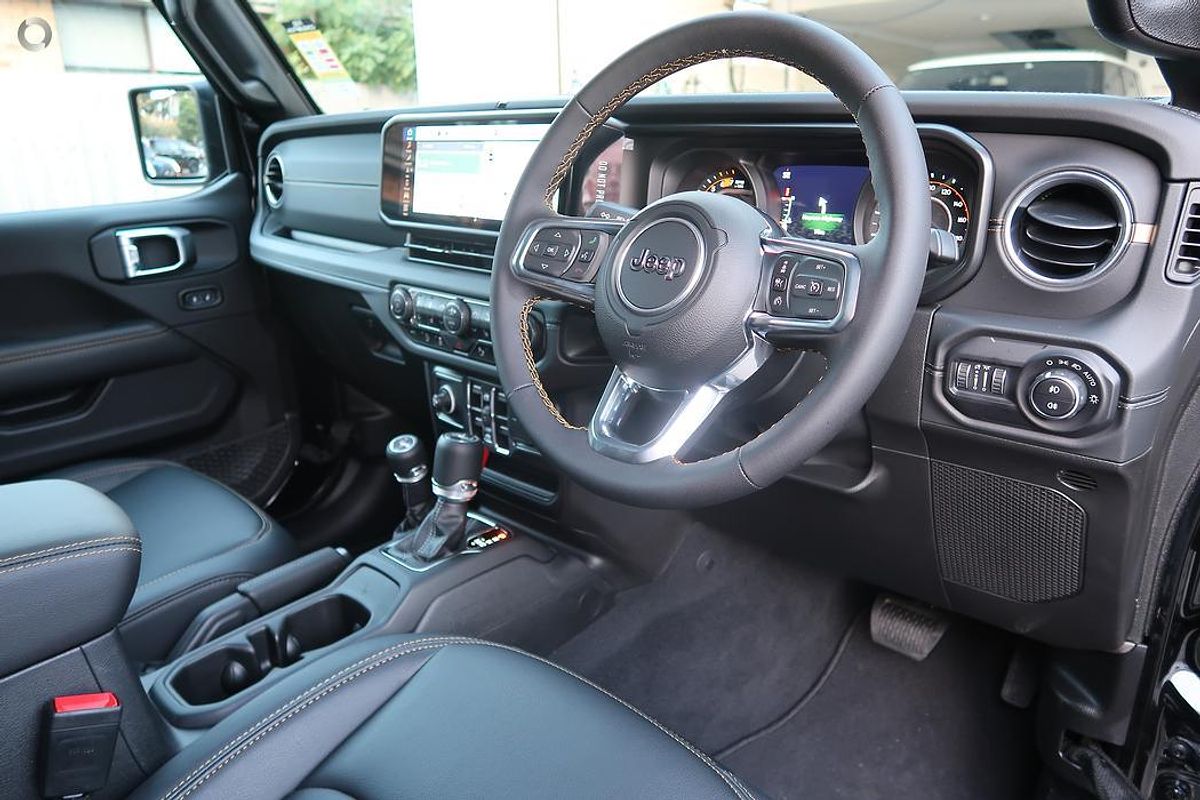 2024 Jeep Wrangler Unlimited Overland JL