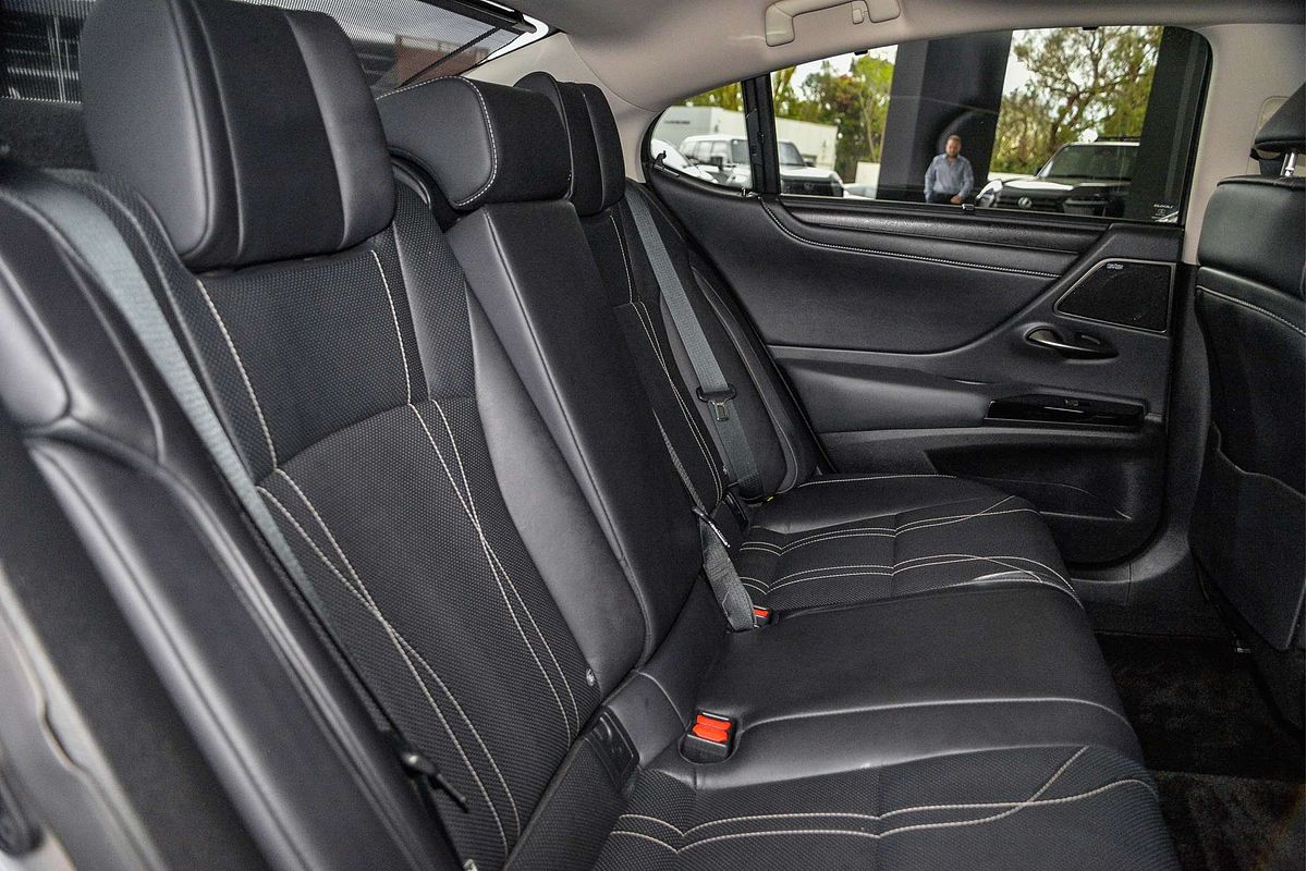 2024 Lexus ES ES300h Sports Luxury AXZH10R