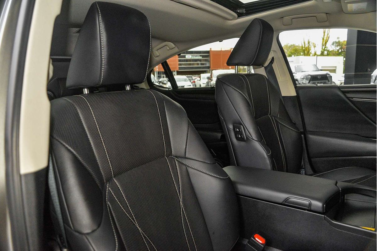 2024 Lexus ES ES300h Sports Luxury AXZH10R