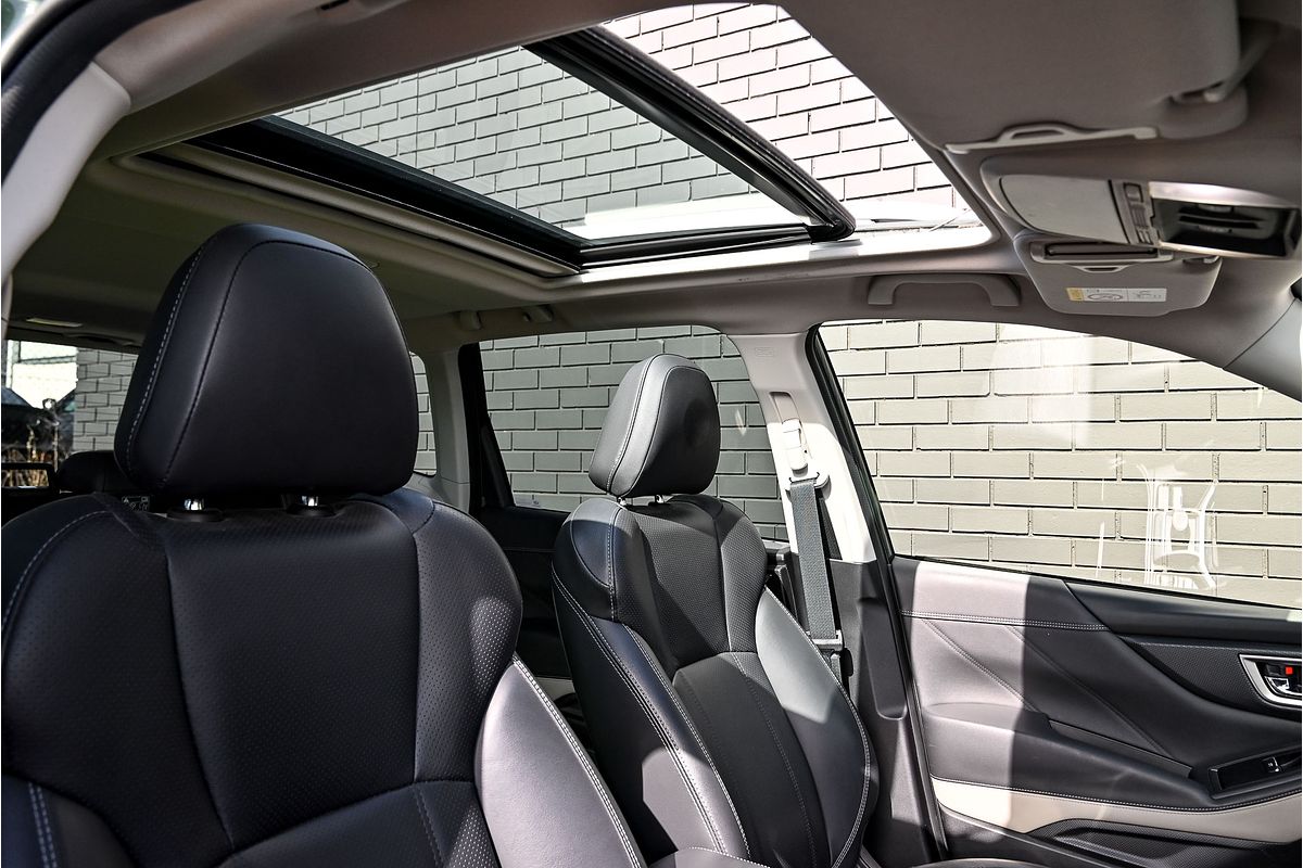 2022 Subaru Forester 2.5i-S S5