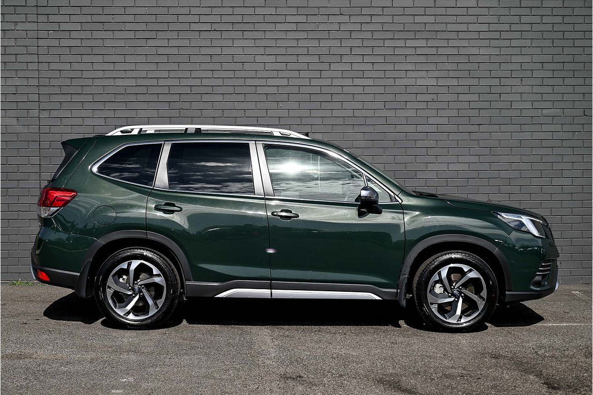 2022 Subaru Forester 2.5i-S S5