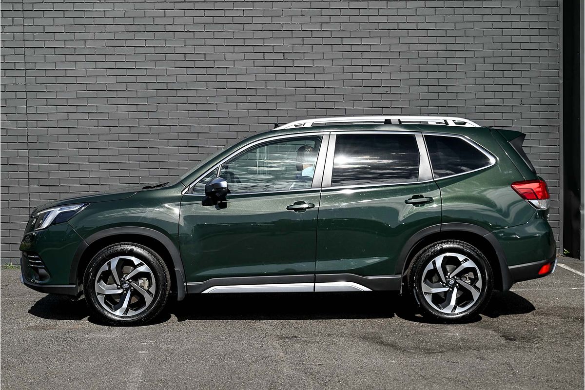 2022 Subaru Forester 2.5i-S S5
