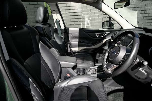 2022 Subaru Forester 2.5i-S S5