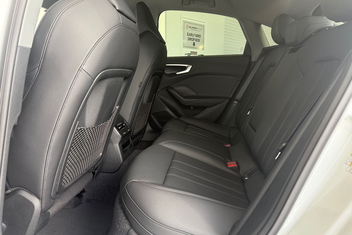 2025 Audi A5 TFSI 150kW S line B10