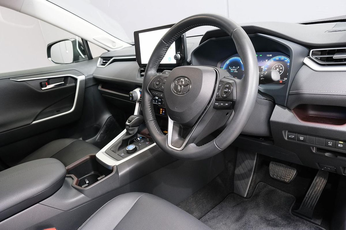 2024 Toyota RAV4 Cruiser AXAH54R