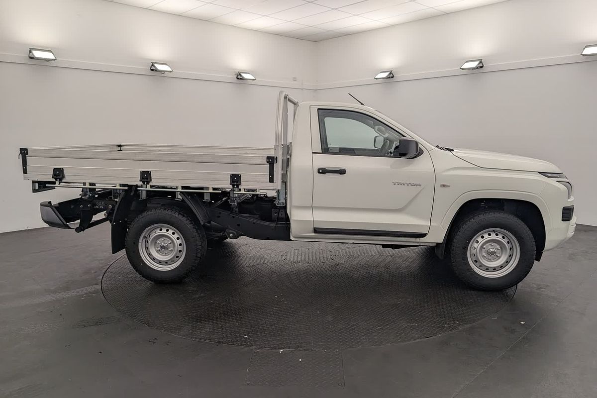 2025 Mitsubishi Triton GLX MV 4X4