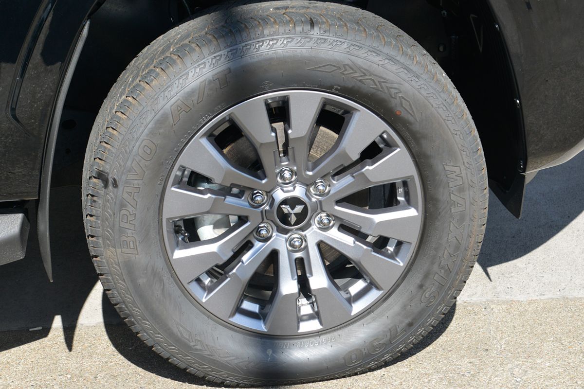 2024 Mitsubishi Triton GLS MV 4X4