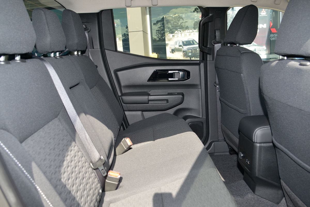 2024 Mitsubishi Triton GLS MV 4X4