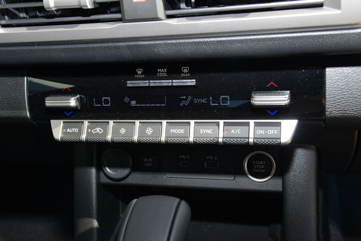2024 Mitsubishi Triton GLS MV 4X4