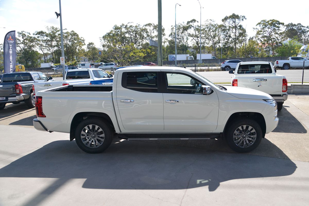 2024 Mitsubishi Triton GLS MV 4X4