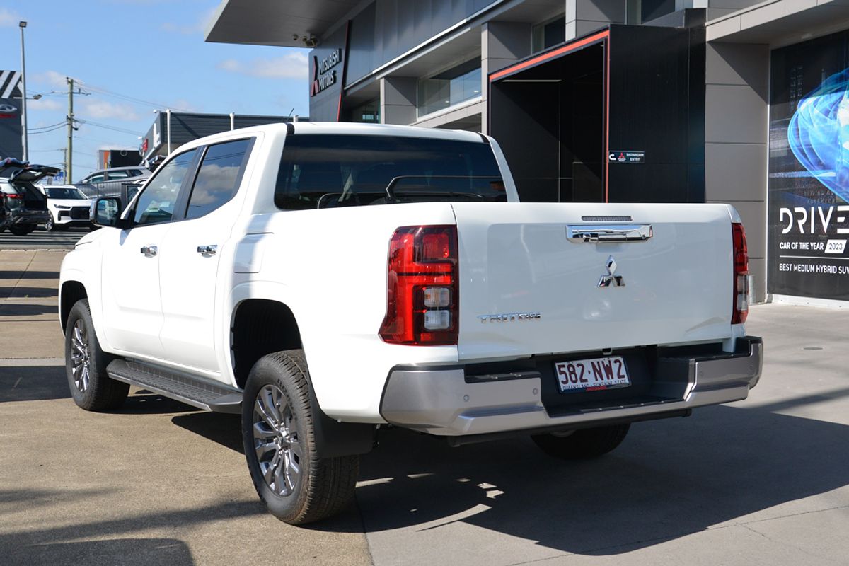 2024 Mitsubishi Triton GLS MV 4X4