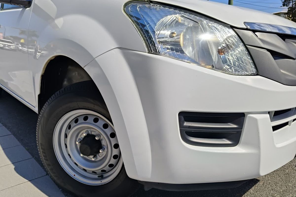 2016 Isuzu D-MAX SX Rear Wheel Drive