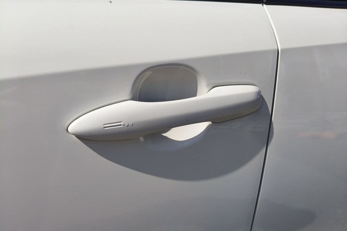 2020 Toyota Corolla Ascent Sport Hybrid ZWE211R