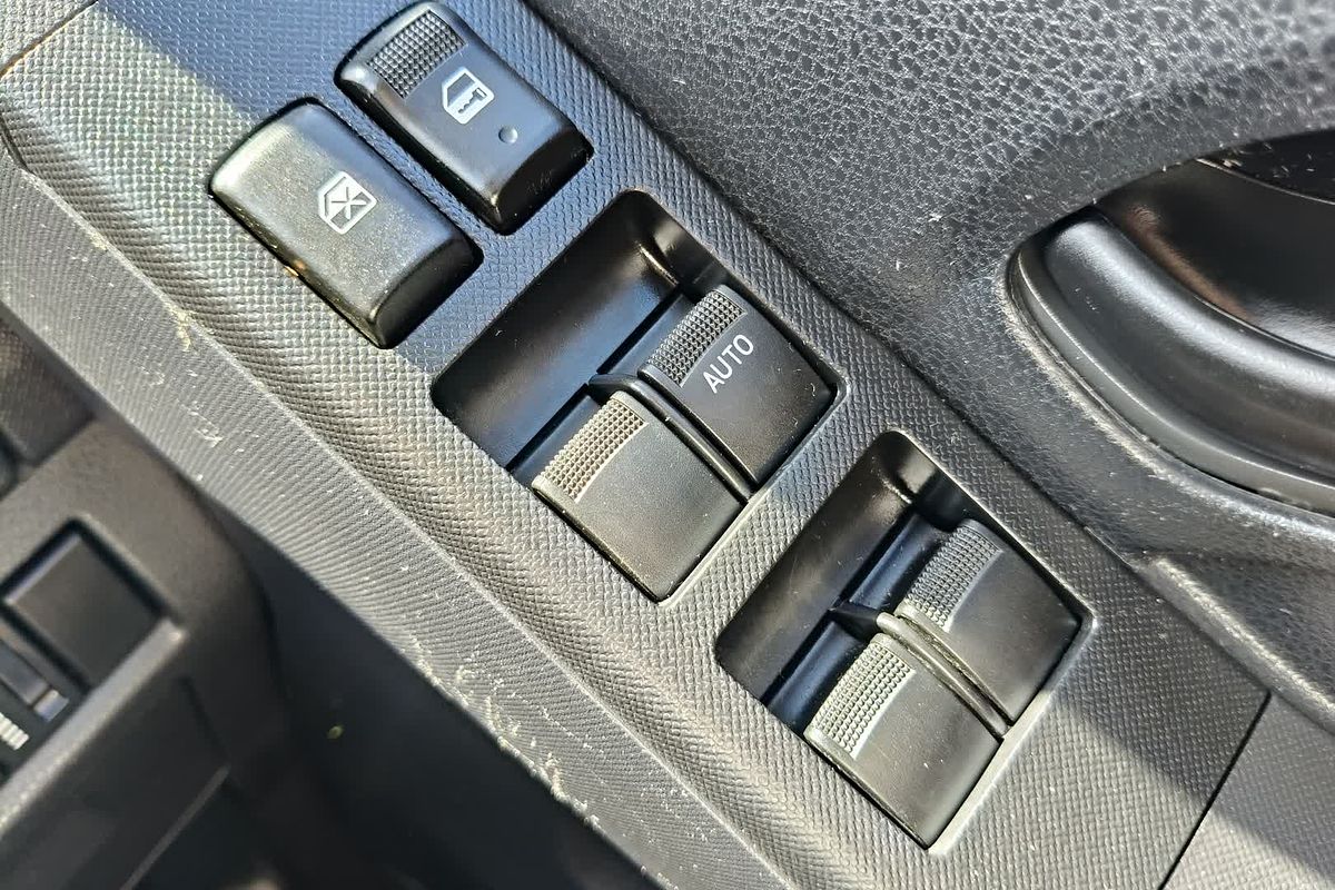 2016 Isuzu D-MAX SX Rear Wheel Drive