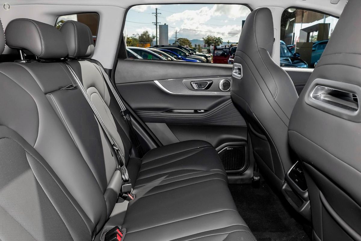 2025 Chery Tiggo 7 Super Hybrid Ultimate T32