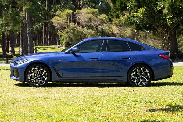 2022 BMW i4 eDrive40 M Sport G26