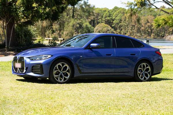 2022 BMW i4 eDrive40 M Sport G26