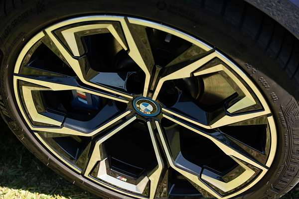 2022 BMW i4 eDrive40 M Sport G26