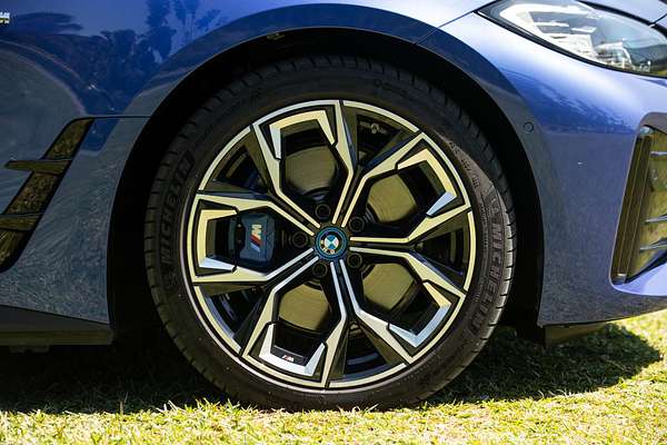 2022 BMW i4 eDrive40 M Sport G26