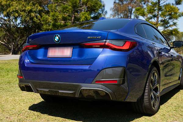 2022 BMW i4 eDrive40 M Sport G26