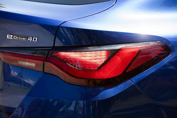 2022 BMW i4 eDrive40 M Sport G26