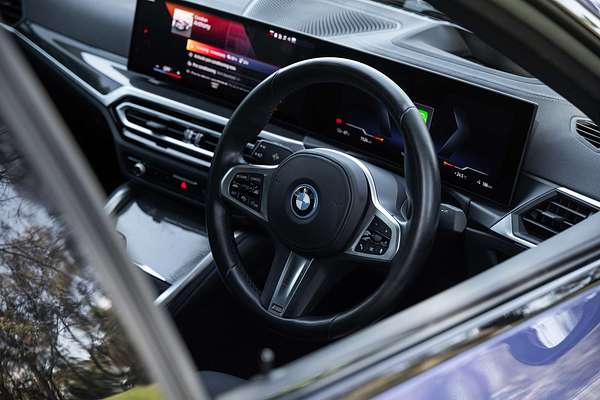 2022 BMW i4 eDrive40 M Sport G26