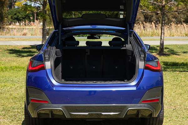 2022 BMW i4 eDrive40 M Sport G26