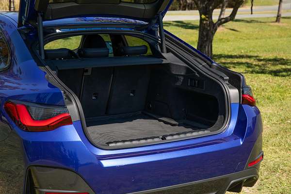 2022 BMW i4 eDrive40 M Sport G26