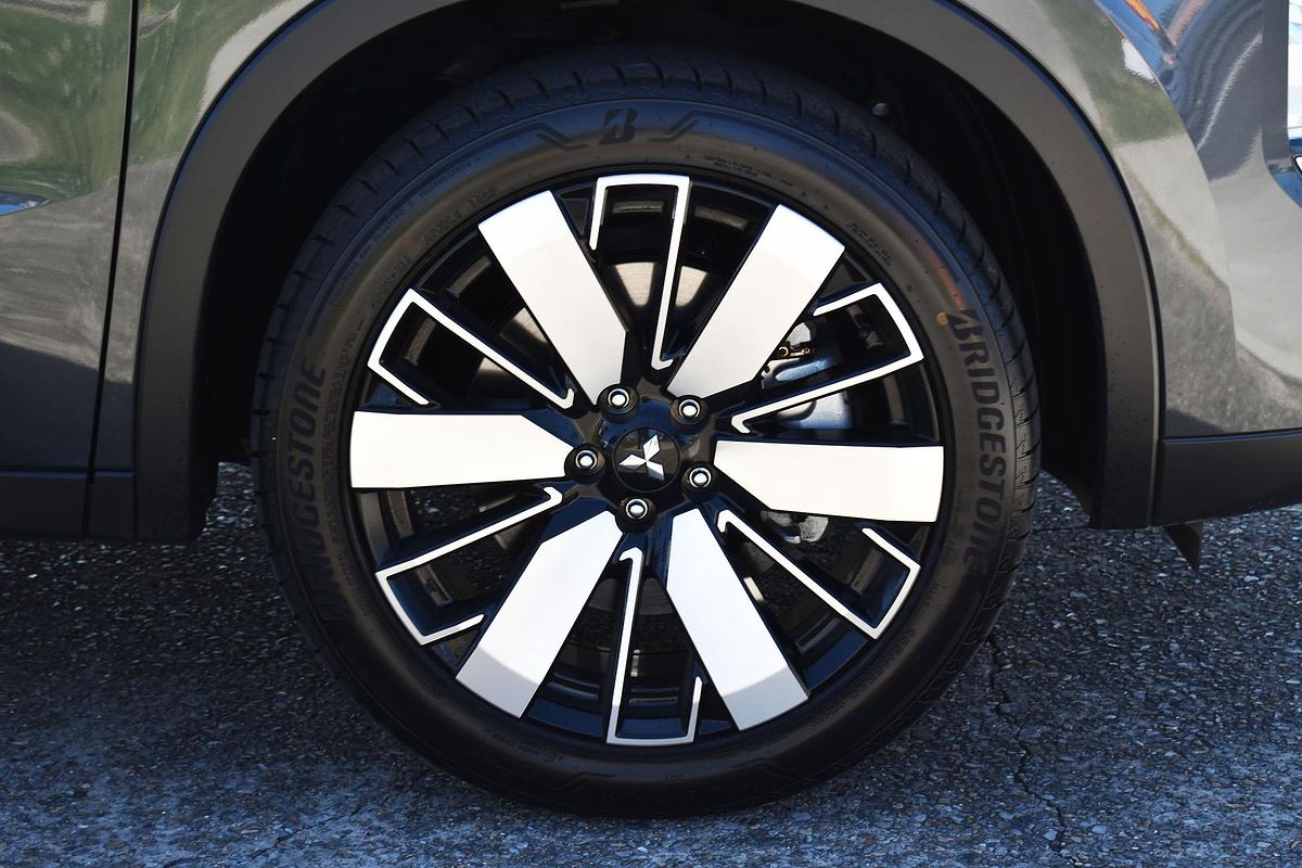 2025 Mitsubishi Outlander Aspire ZM