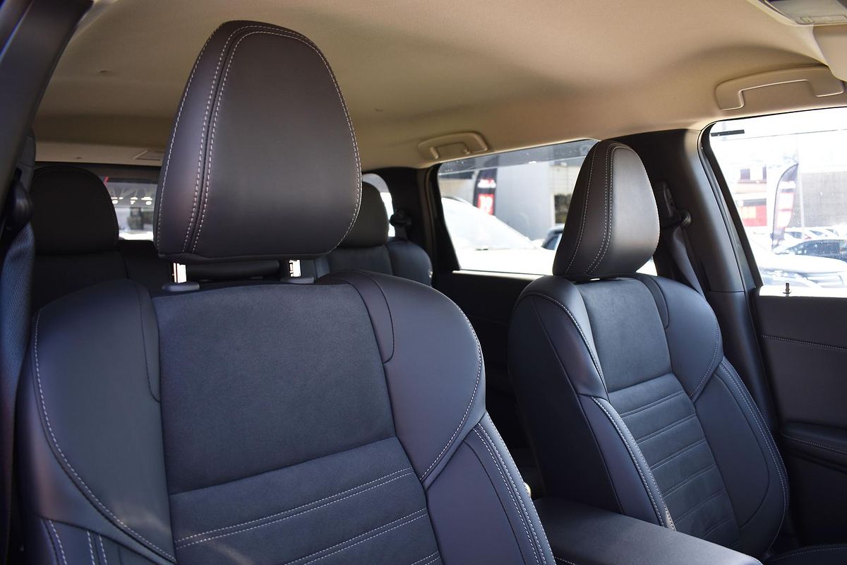 2025 Mitsubishi Outlander Aspire ZM