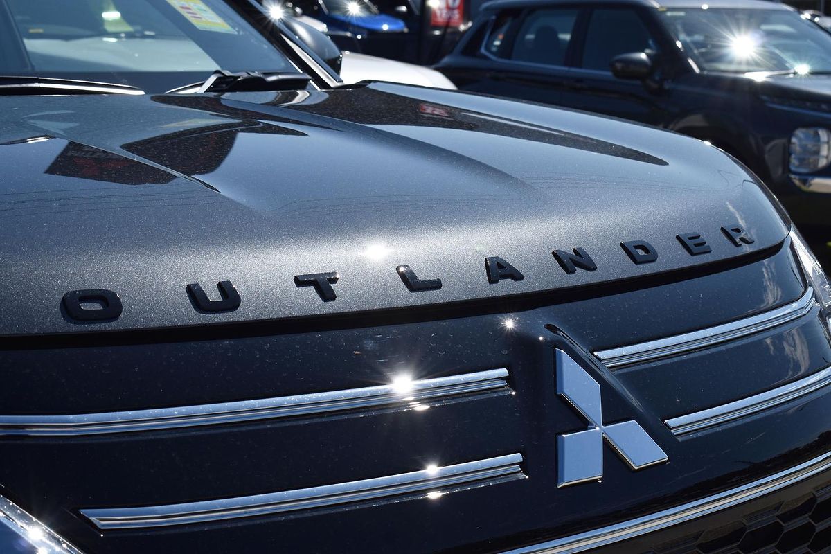 2025 Mitsubishi Outlander Aspire ZM