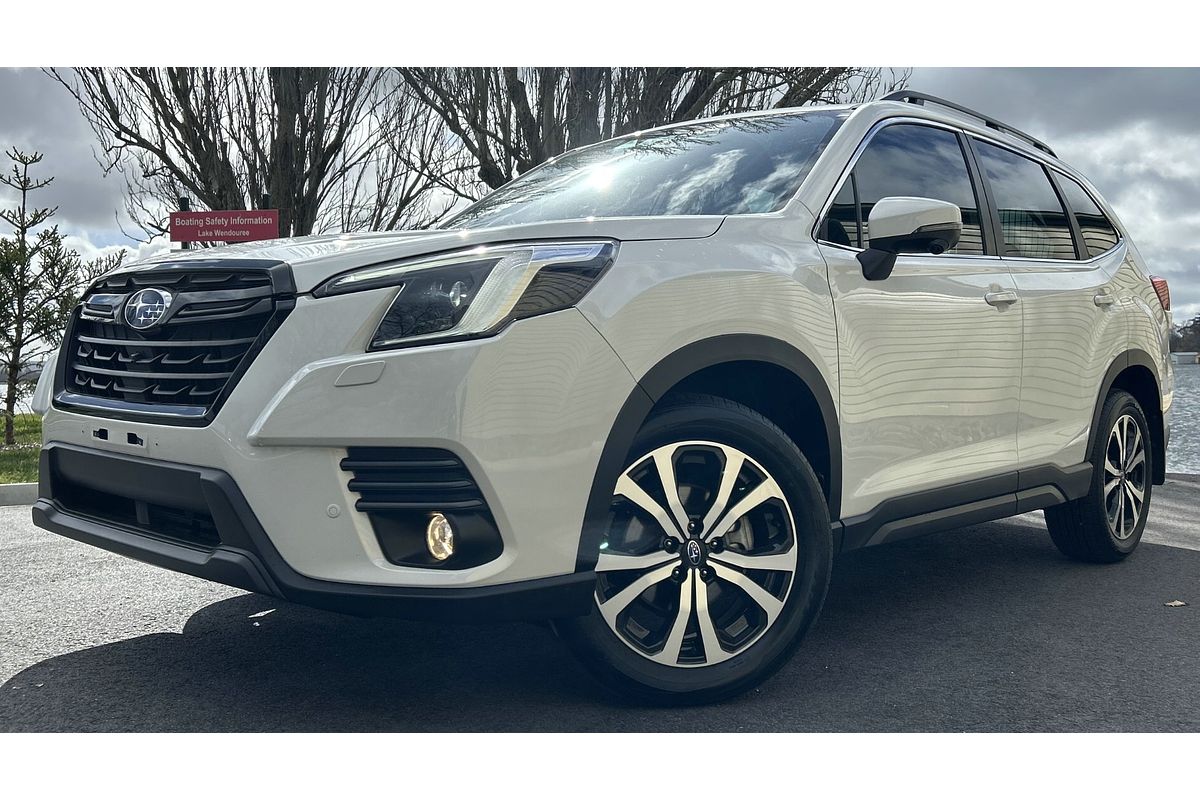 2024 Subaru Forester 2.5i Premium S5
