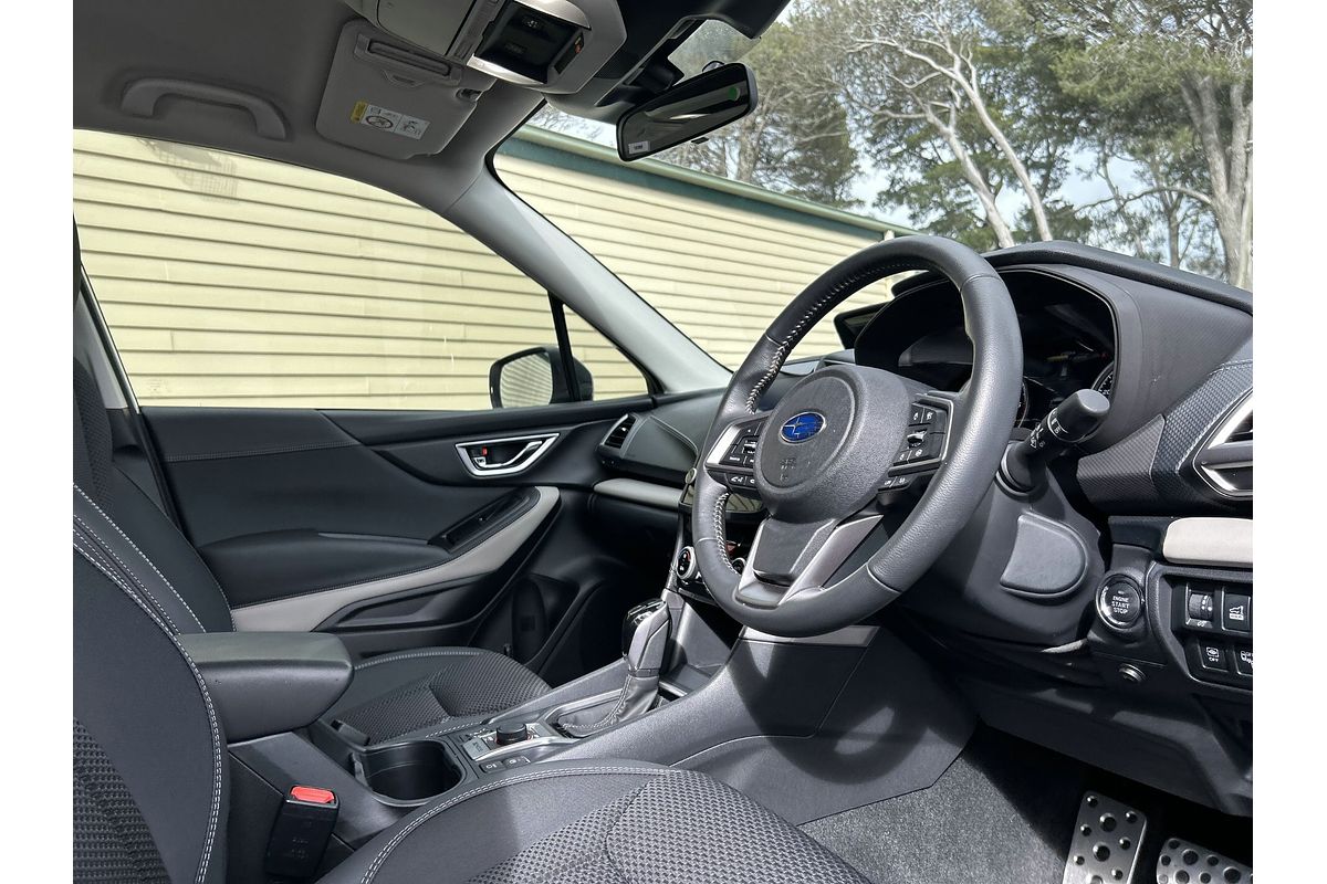 2024 Subaru Forester 2.5i Premium S5