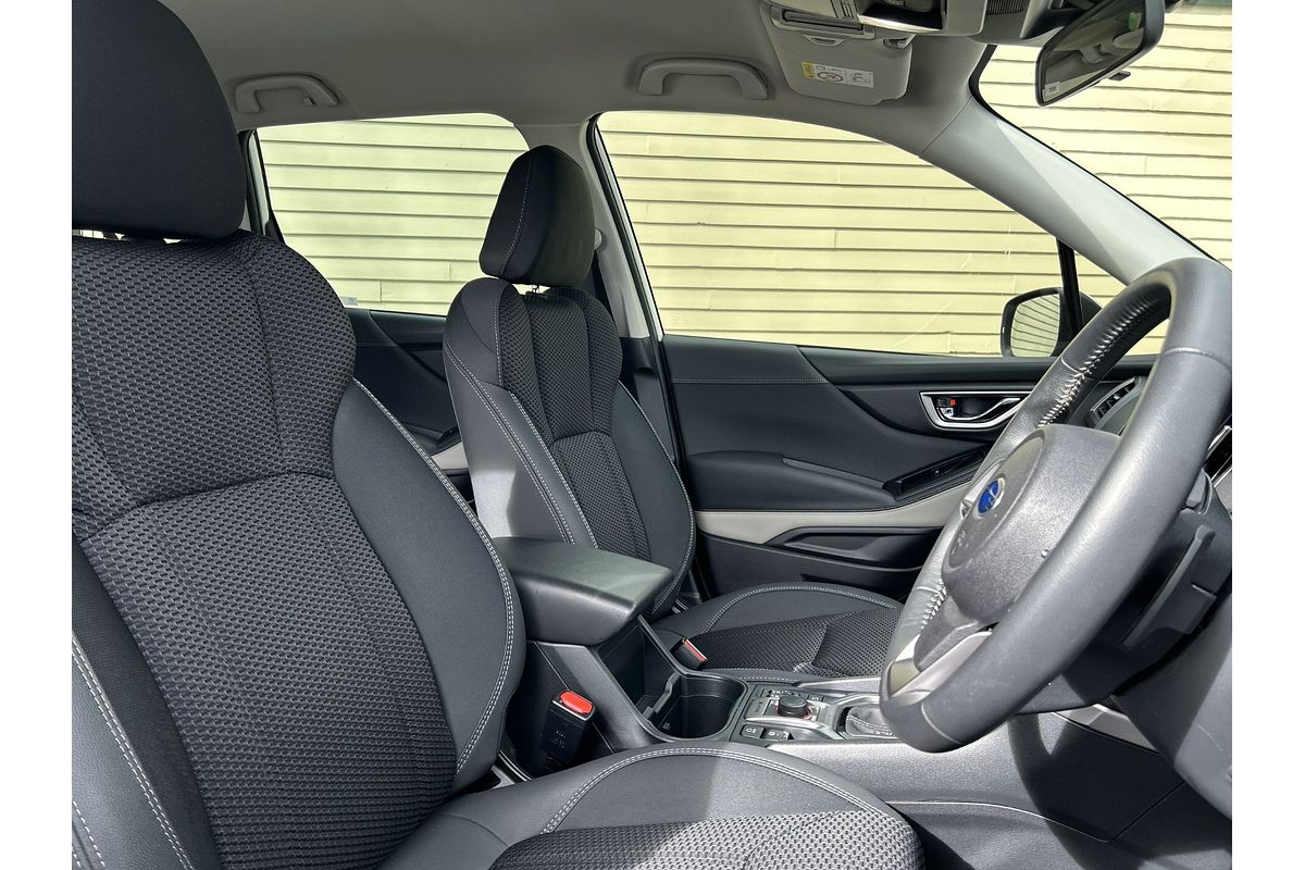 2024 Subaru Forester 2.5i Premium S5