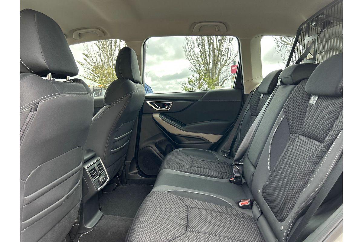 2024 Subaru Forester 2.5i Premium S5