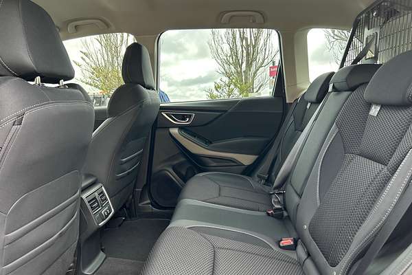 2024 Subaru Forester 2.5i Premium S5
