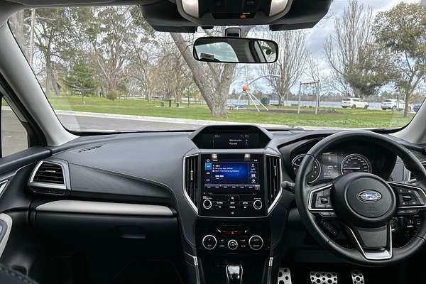 2024 Subaru Forester 2.5i Premium S5